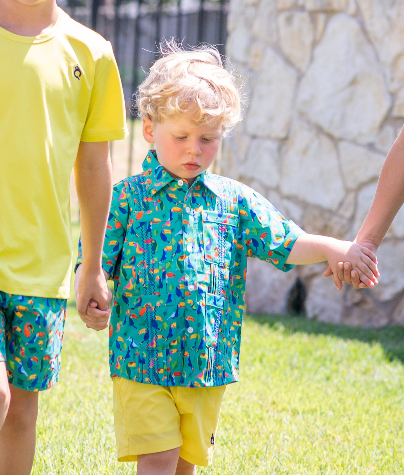 Guayabera - Toucans Short Sleeve Shirt