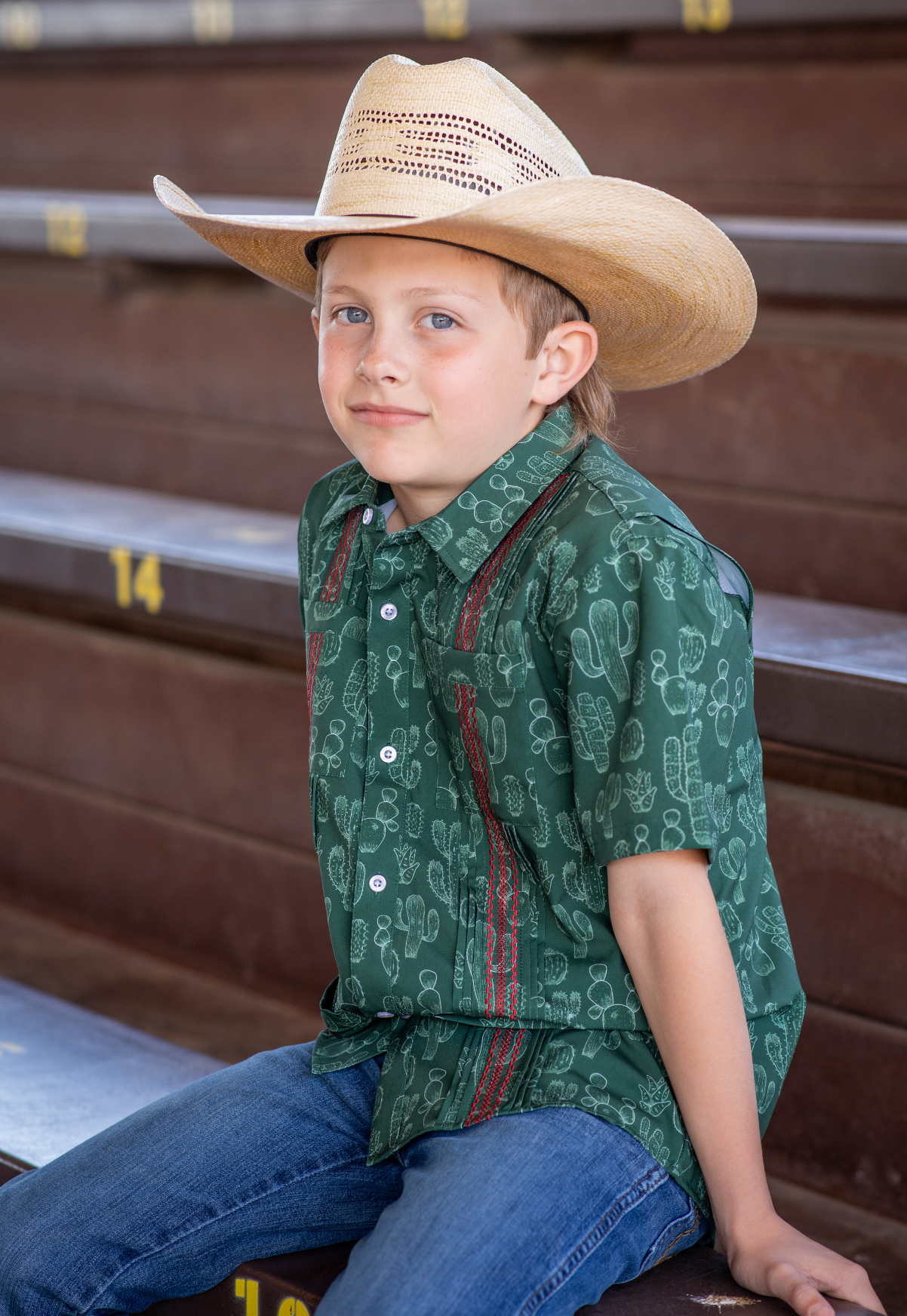 Guayabera - Feliz Navidad Short Sleeve Shirt