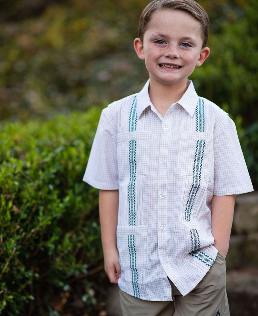 Guayabera - Khaki & Sage Green Short Sleeve Shirt