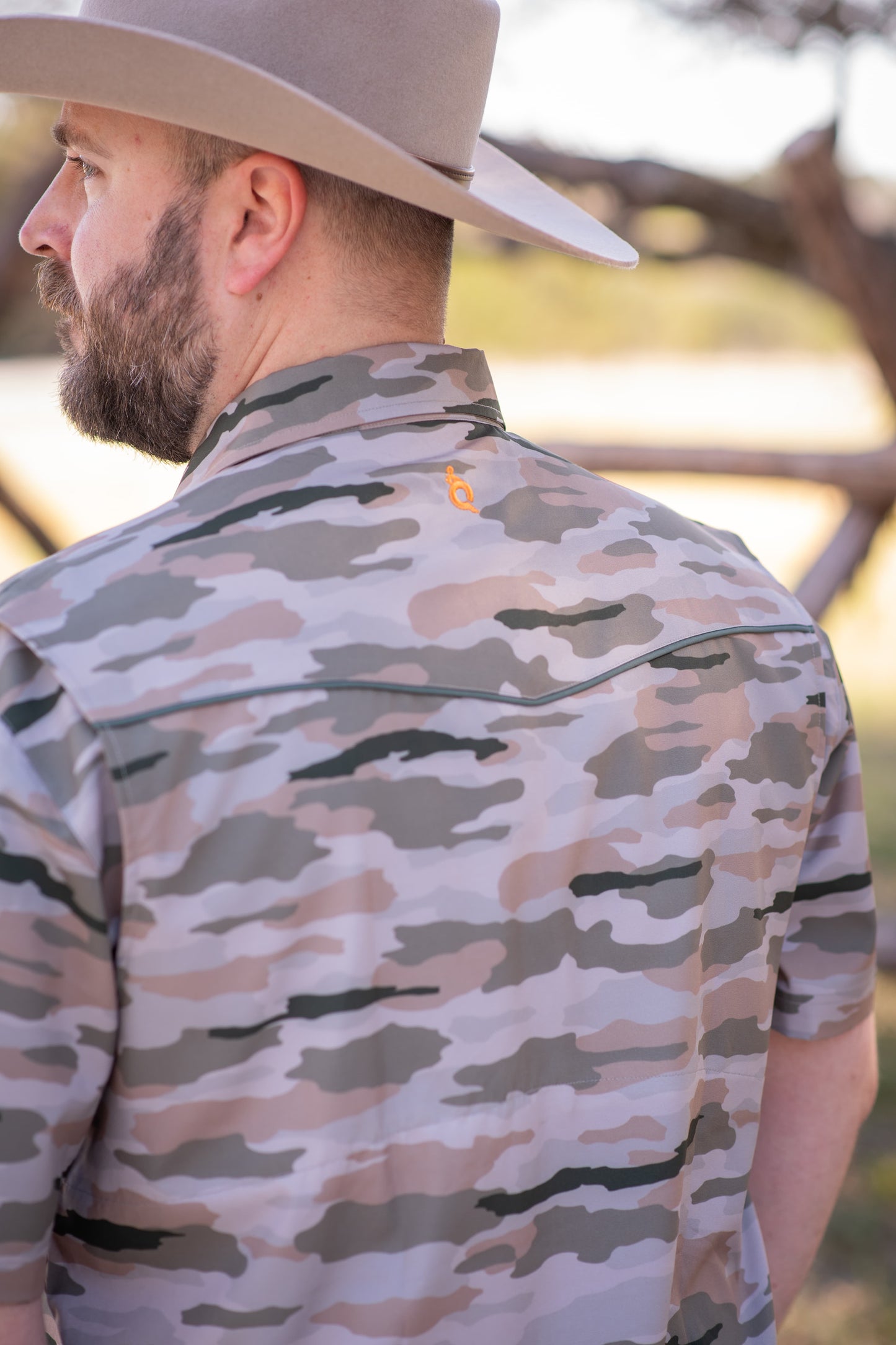 Men's - Classic Camo Pearl Snap Short Sleeve Shirt