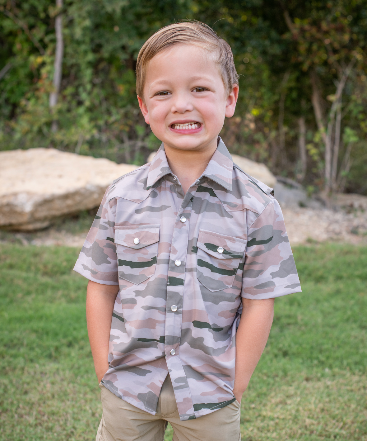 Classic Camo Pearl Snap Short Sleeve Shirt